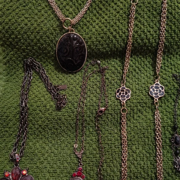 Lot of Goth Glam Necklaces - Picture 2 of 7